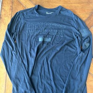 Under Armour Long Sleeve Sz:M